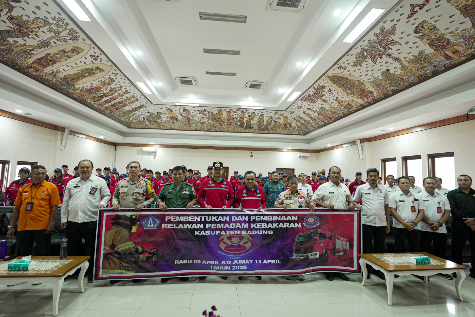 Foto/Ist Redkar: Wakil Bupati Bagus Alit Sucipta saat membuka Pembentukan dan Pelatihan Relawan Pemadam Kebakaran (Redkar) Badung Tahun 2025 di Aula Graha Pemilu KPU Badung