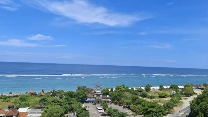Photo/Ist So Beautiful: The stunning view of DTW Pandawa Beach, which continues to improve for visitor satisfaction.