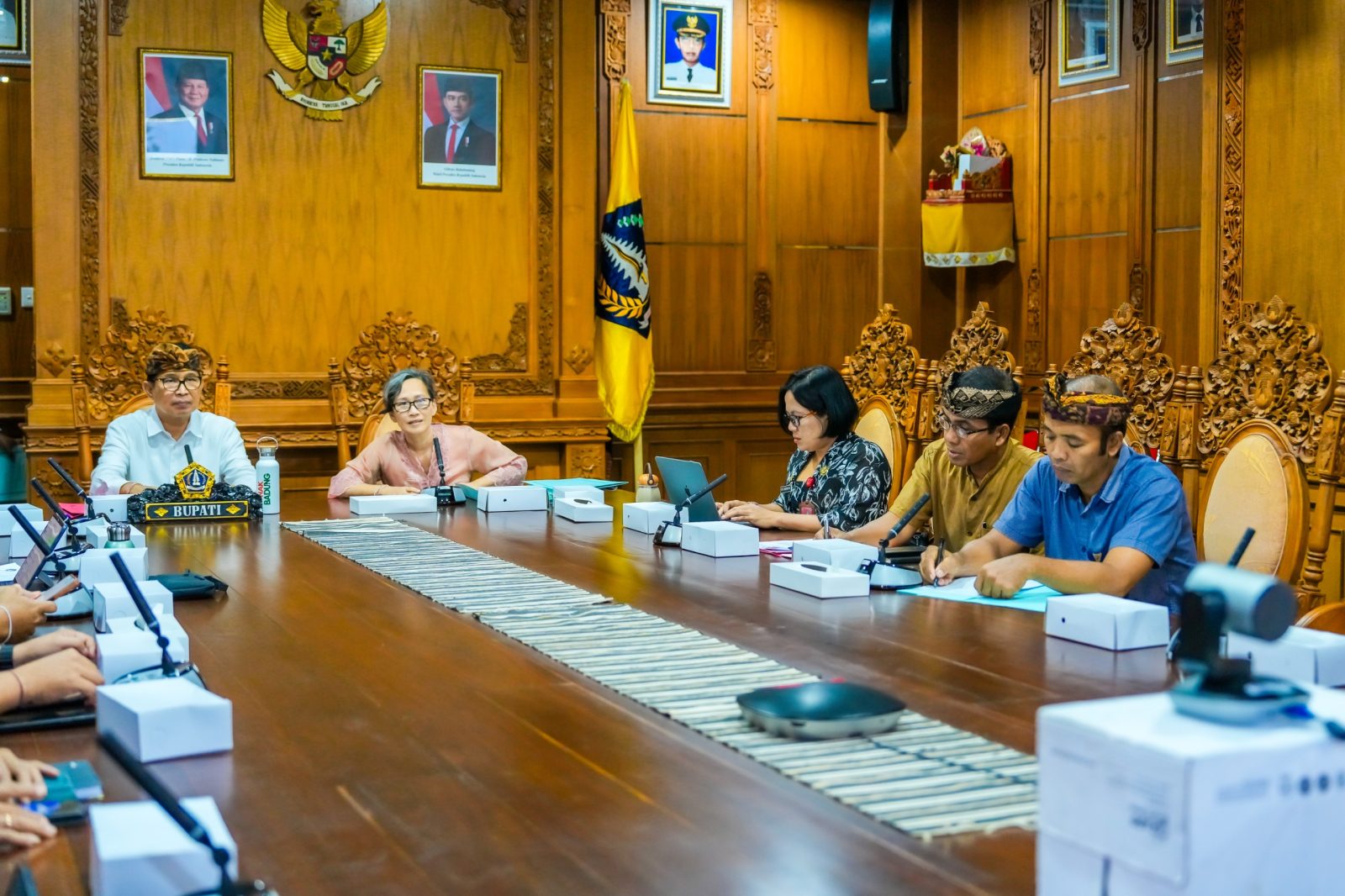 Foto/Ist Bupati Wayan Adi Arnawa menjalin komunikasi diplomatik melalui pertemuan virtual bersama Pemerintah Kota Fujisawa, Jepang di Ruang Rapat Bupati Badung.