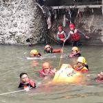 Foto Istimewa Tukad Badung: Tim SAR mengevakuasi korban yang tenggelam di Tukad Badung.