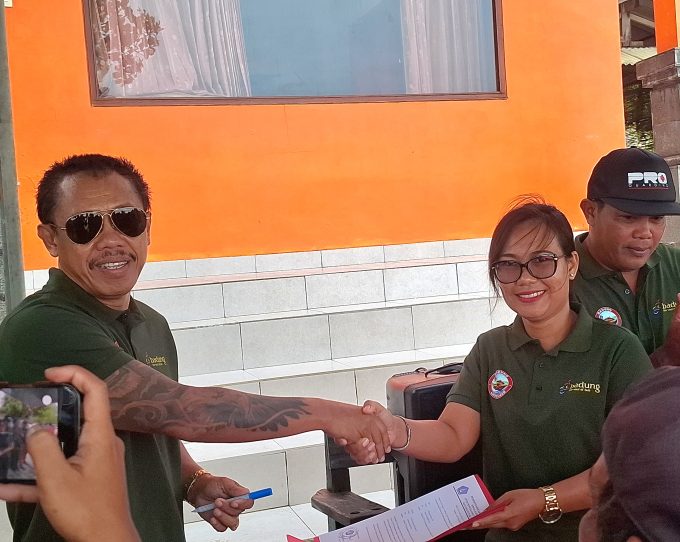 Foto Istimewa Serah Terima: Suasana serah terima UPTD Penyelamatan Wisatawan Kuta Selatan yang diisi kegiatan olahraga fisik.