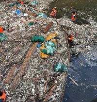 Foto: Istimewa Sampah: Sampah kiriman memenuhi Muara Pantai Dreamland