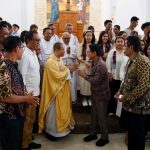 Foto Istimewa Bupati Badung I Wayan Adi Arnawa saat menghadiri perayaan Hari Paskah di Gereja Katolik Maria Bunda Segala Bangsa, di lingkungan Pusat Peribadatan Puja Mandala, Kuta Selatan.