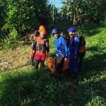 Foto Istimewa Bendungan: Tim SAR saat mengevakusi korban asal Malang yang terjatuh di Bendungan Banjar.