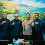Foto Istimewa ITDC: Direktur Operasi ITDC sekaligus Chairman Pertamina Grand Prix of Indonesia, Troy Warokka, saat melakukan audiensi dengan Kapolda NTB Irjen Pol. Kalingga Rendra Raharja di Mapolda NTB dalam rangka persiapan MotoGP Indonesia 2026.
