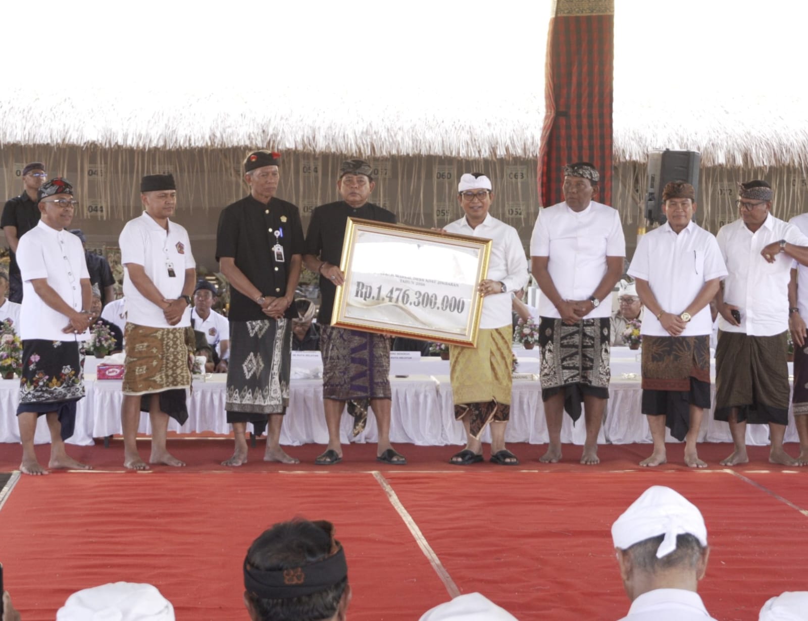 Foto Istimewa Pitra Yadnya: Bupati Badung, I Wayan Adi Arnawa saat mengadiri Upacara Pitra Yadnya di Jimbaran.